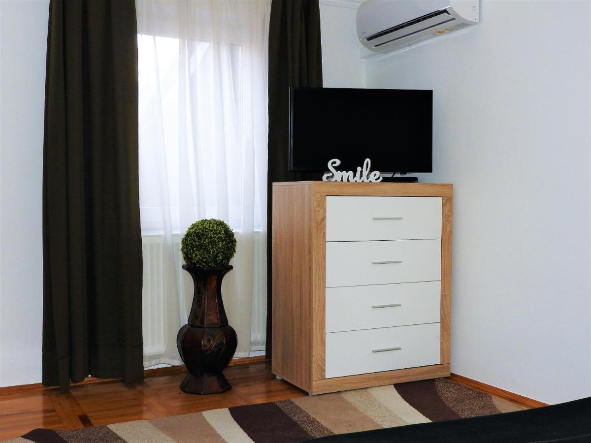 Lena Apartman - Eger Ngoại thất bức ảnh