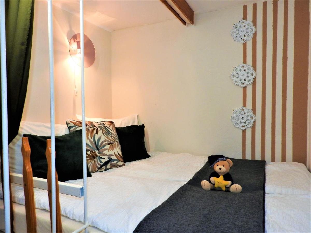 Lena Apartman - Eger Ngoại thất bức ảnh